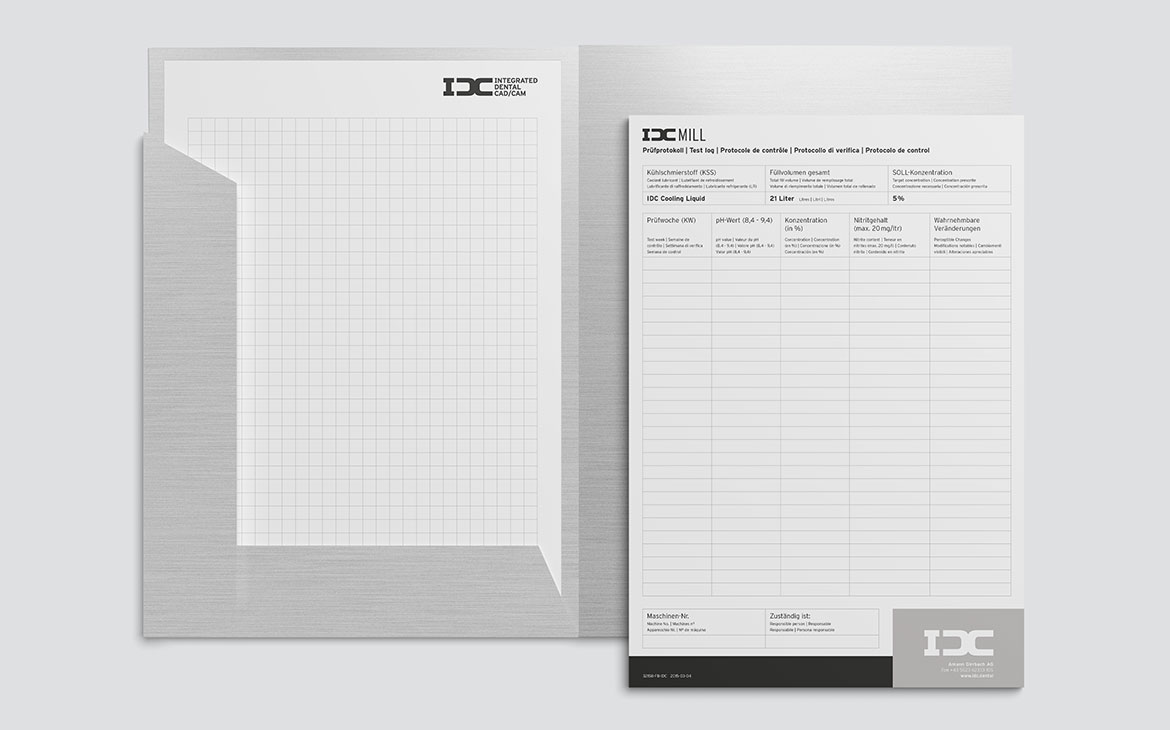 IDC Mappe mit Notizzettel und Formular